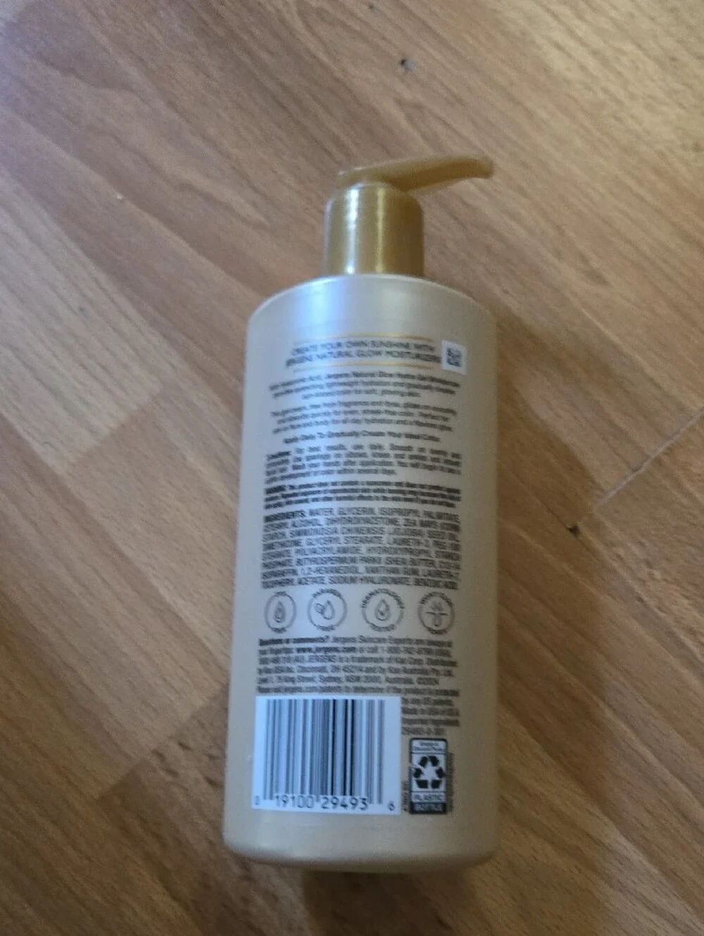 Erge Gold-Toned Hydra Gel Moisturizer
